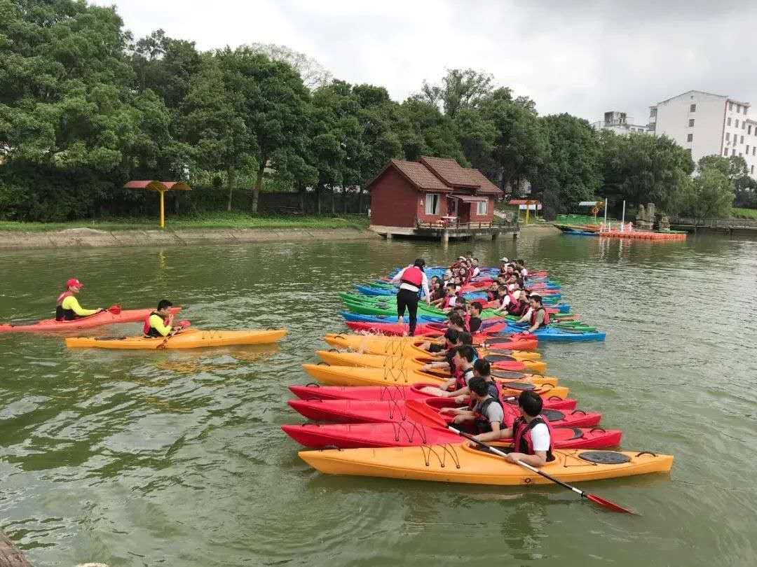 遠程監(jiān)控,報警巡邏,清機加鈔,清分整點,憑證寄庫,頭寸箱寄庫,商鋪安保,智能家居 遠程監(jiān)控,報警巡邏,清機加鈔,清分整點,憑證寄庫,頭寸箱寄庫,商鋪安保,智能家居