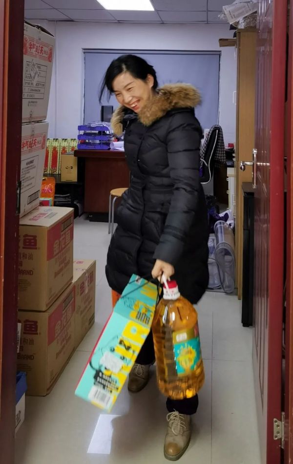 遠(yuǎn)程監(jiān)控,報(bào)警巡邏,清機(jī)加鈔,清分整點(diǎn),憑證寄庫(kù),頭寸箱寄庫(kù),商鋪安保,智能家居