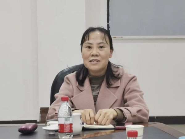 遠(yuǎn)程監(jiān)控,報警巡邏,清機(jī)加鈔,清分整點(diǎn),憑證寄庫,頭寸箱寄庫,商鋪安保,智能家居