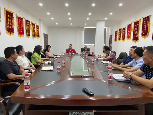 遠(yuǎn)程監(jiān)控,報(bào)警巡邏,清機(jī)加鈔,清分整點(diǎn),憑證寄庫,頭寸箱寄庫,商鋪安保,智能家居