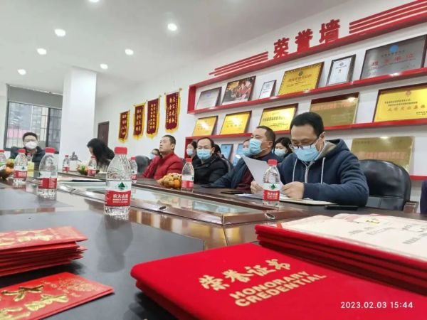 遠(yuǎn)程監(jiān)控,報(bào)警巡邏,清機(jī)加鈔,清分整點(diǎn),憑證寄庫(kù),頭寸箱寄庫(kù),商鋪安保,智能家居