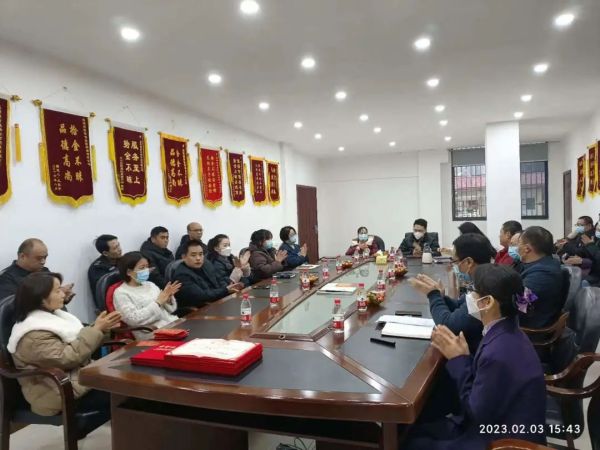 遠(yuǎn)程監(jiān)控,報(bào)警巡邏,清機(jī)加鈔,清分整點(diǎn),憑證寄庫(kù),頭寸箱寄庫(kù),商鋪安保,智能家居