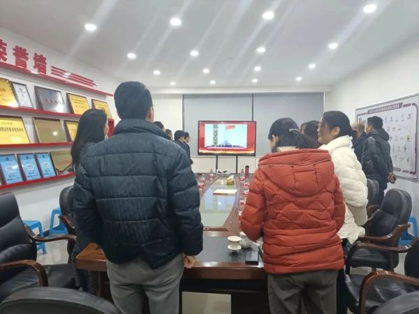 遠(yuǎn)程監(jiān)控,報警巡邏,清機加鈔,清分整點,憑證寄庫,頭寸箱寄庫,商鋪安保,智能家居