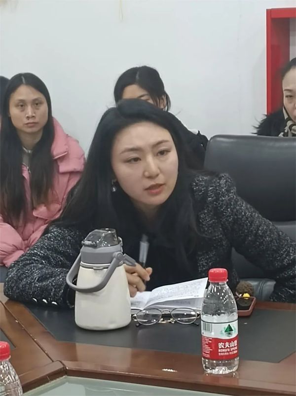 遠(yuǎn)程監(jiān)控,報警巡邏,清機加鈔,清分整點,憑證寄庫,頭寸箱寄庫,商鋪安保,智能家居