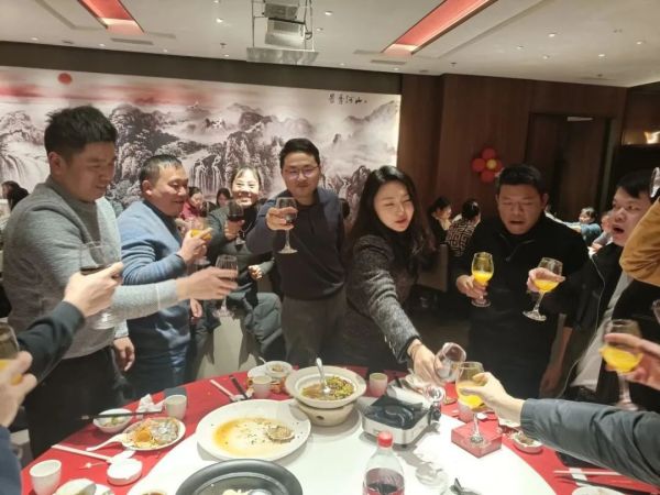 遠(yuǎn)程監(jiān)控,報警巡邏,清機加鈔,清分整點,憑證寄庫,頭寸箱寄庫,商鋪安保,智能家居